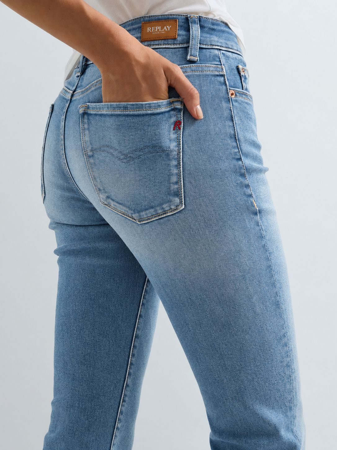12 OZ COTTON JOELLA FLARED JEANS | WA534 69D 145 007