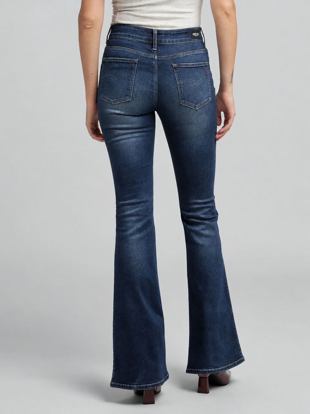 12 OZ COTTON JOELLA FLARED JEANS | WA534 805 121 007