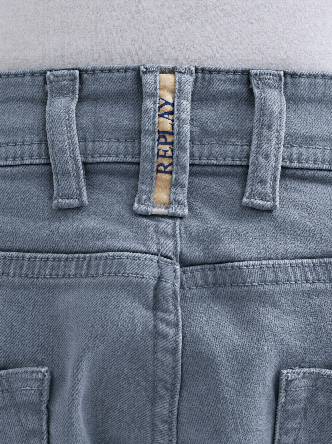 9.5 OZ STRETCH BULL DENIM TAPERED-FIT SHORTS | PEWTER BLUE MA981Y 8488790-211