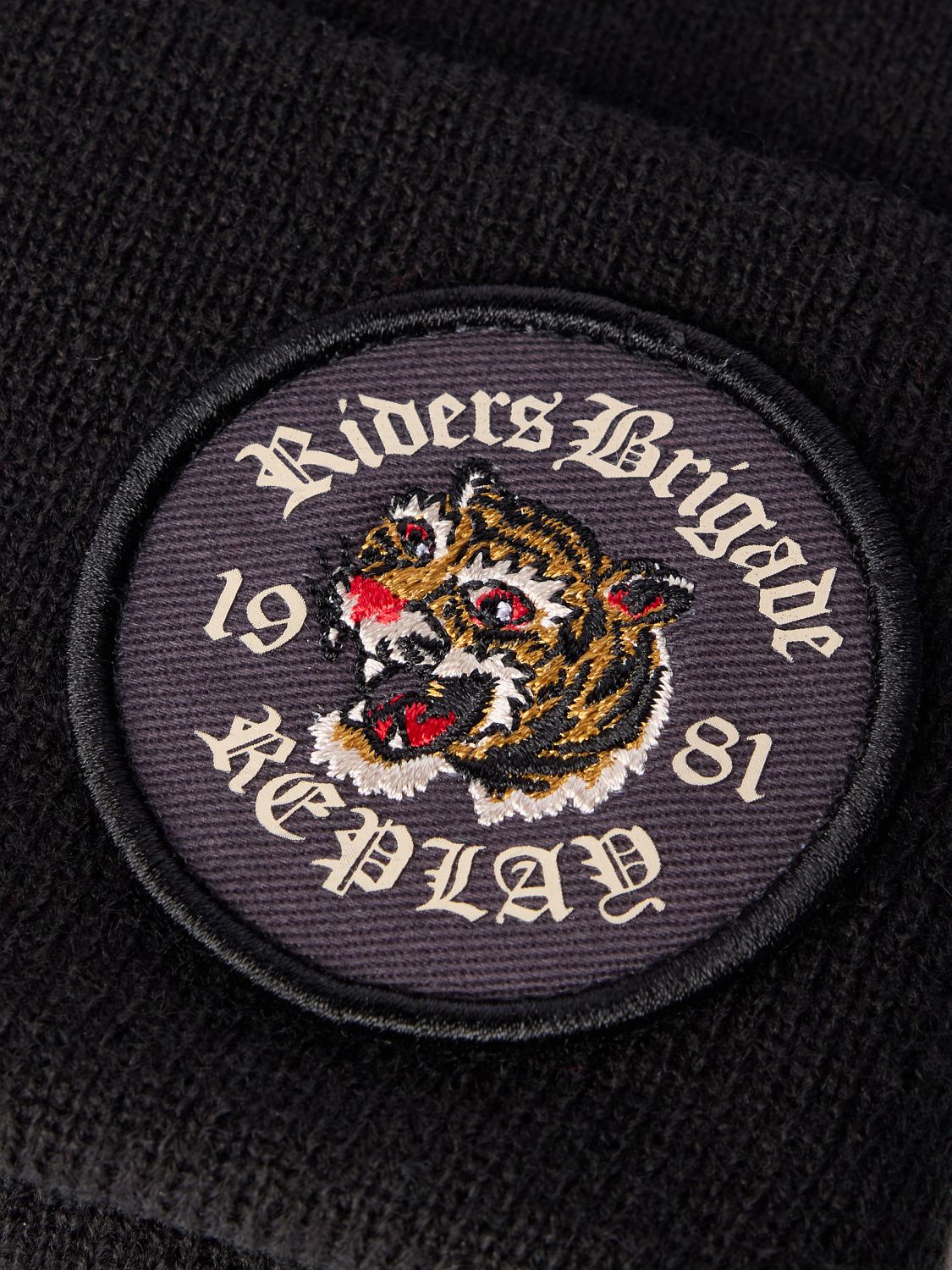 BEANIE WITH TIGER PATCH | AM4429 A7003 0098