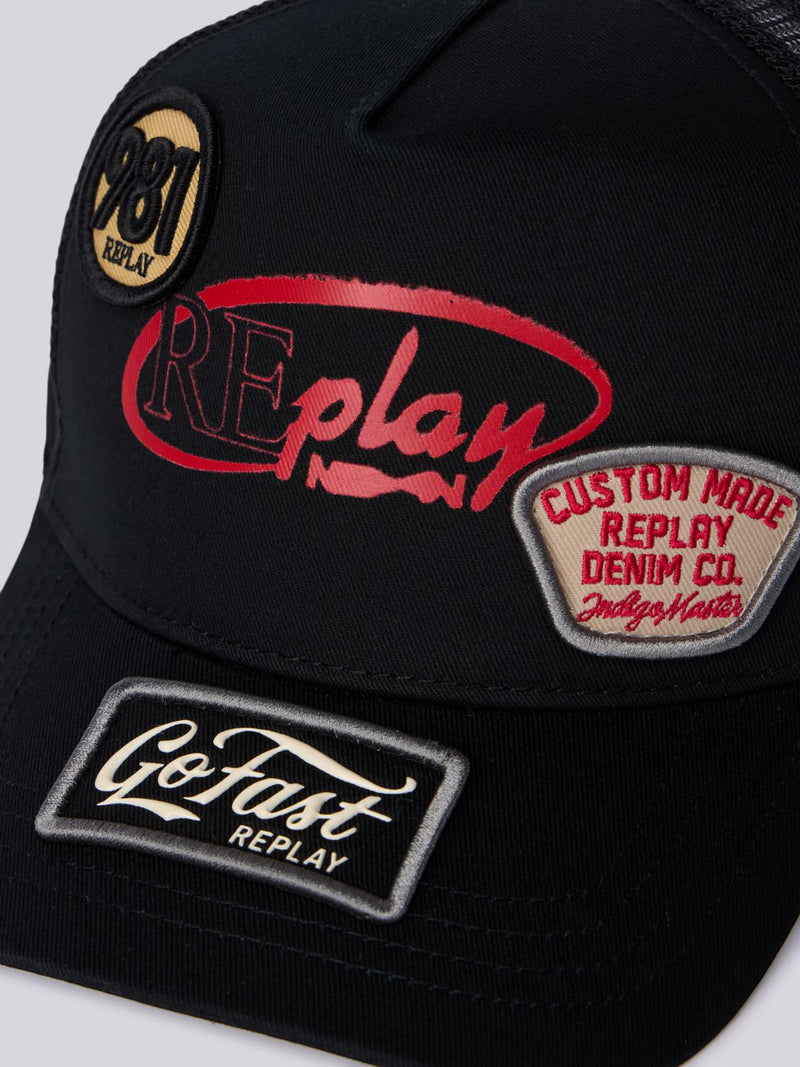 CAP WITH PATCH AND VINTAGE PRINT | AX4345 A0113 0098