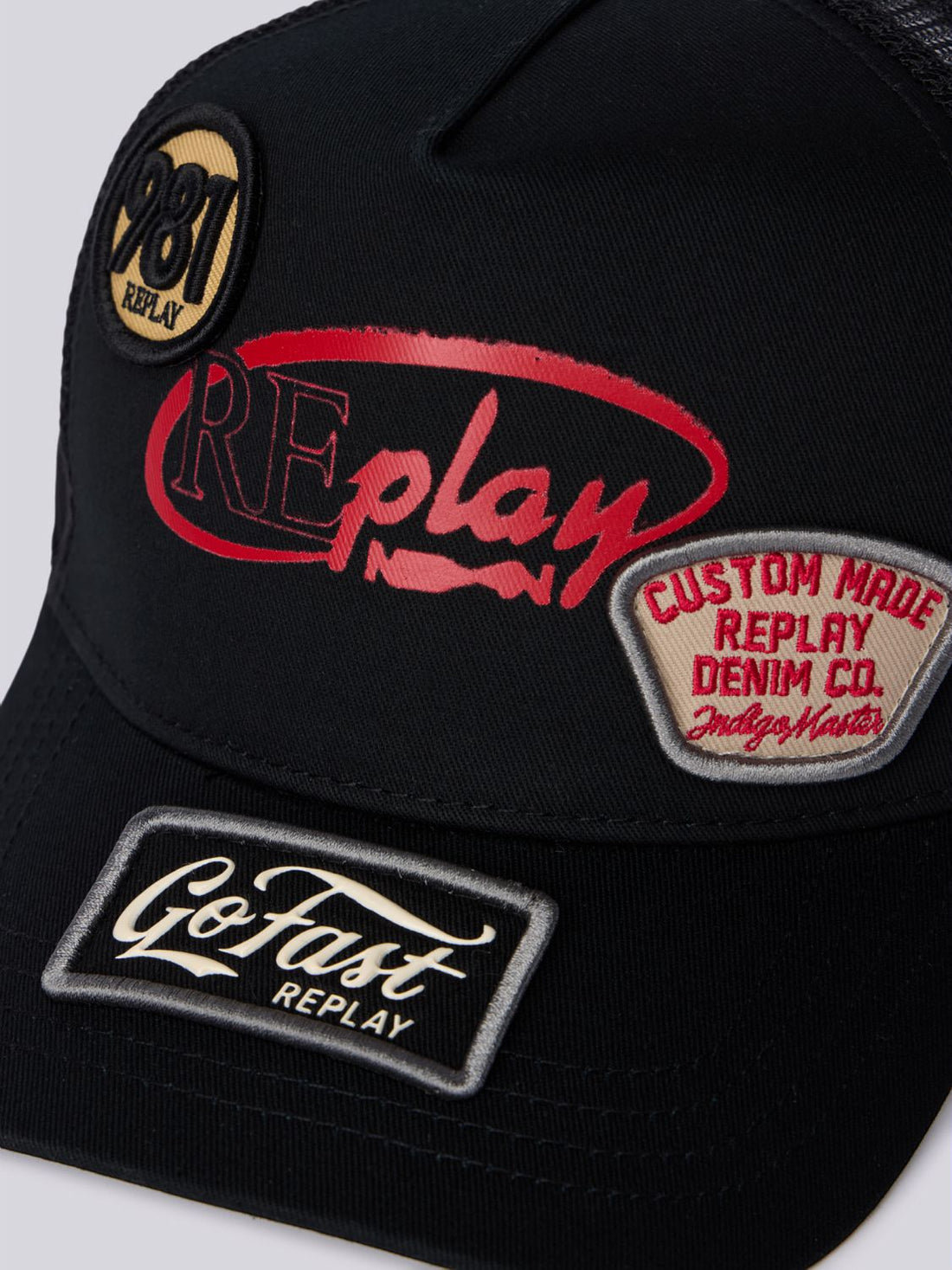 CAP WITH PATCH AND VINTAGE PRINT | AX4345 A0113 0098
