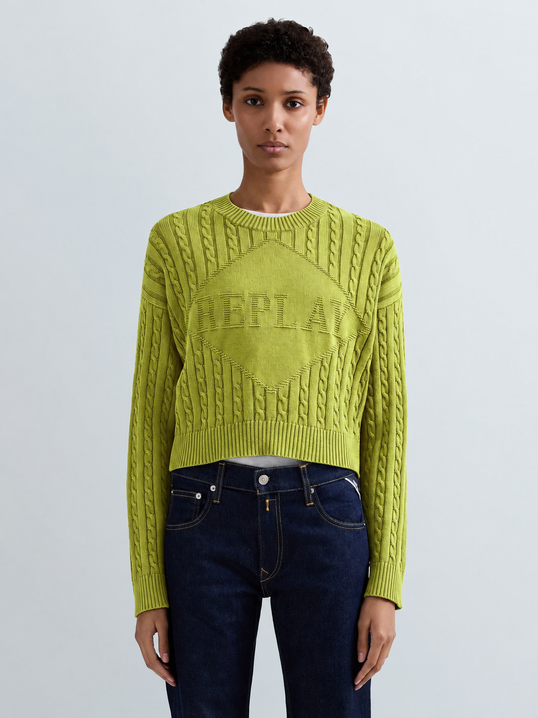 CROPPED CABLE-KNIT SWEATER WITH LOGO | DK4212 G21280G 038