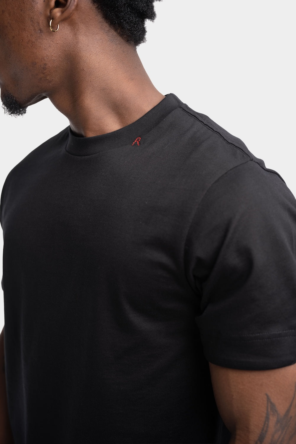 PIECE DYED HEAVY COTTON JERSEY T-SHIRT | BLACK M3379 23608P-098