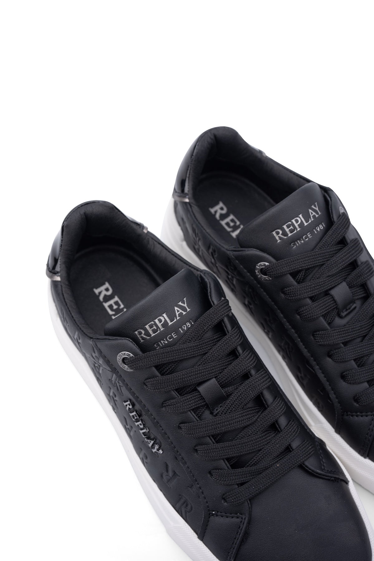 EVAN W ALL | BLACK RZ7S0007L-0003