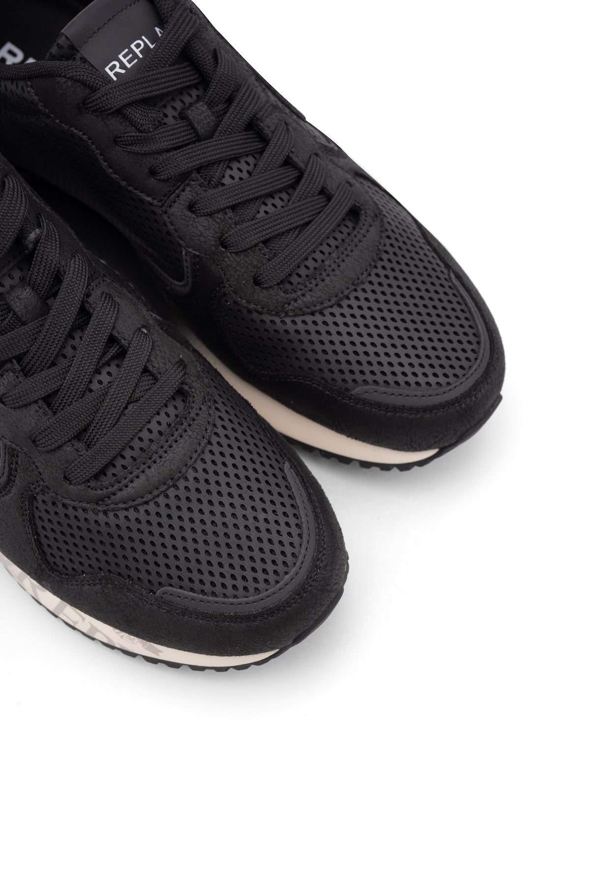 FIBER M SHADE | BLACK RS9I0009S-0003