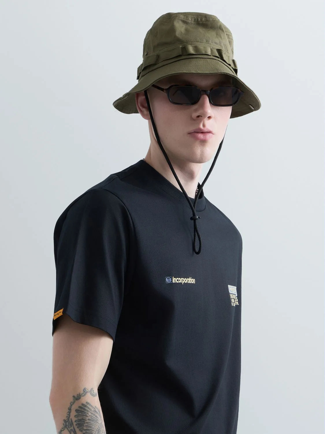 20/1 COTTON JERSEY T-SHIRT | BLACK KU6048 D23608P-098