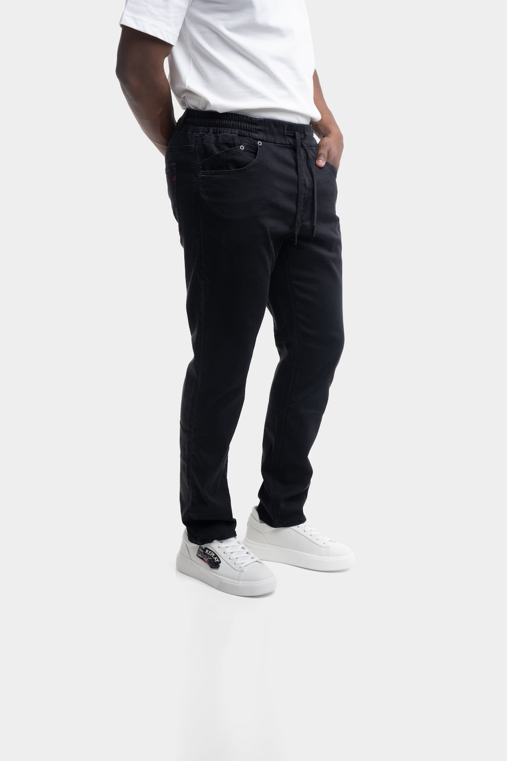 LANNY SLIM-FIT JEANS | BLACK DELAVÈ M1037 885 144-099