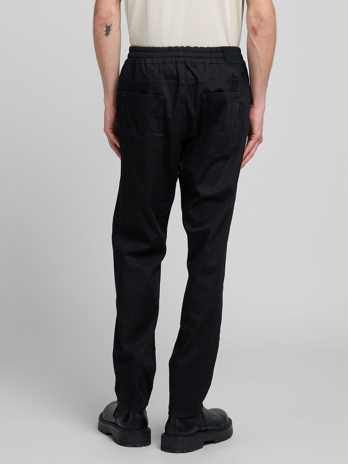 LANNY SLIM-FIT JEANS | M1037 885 960