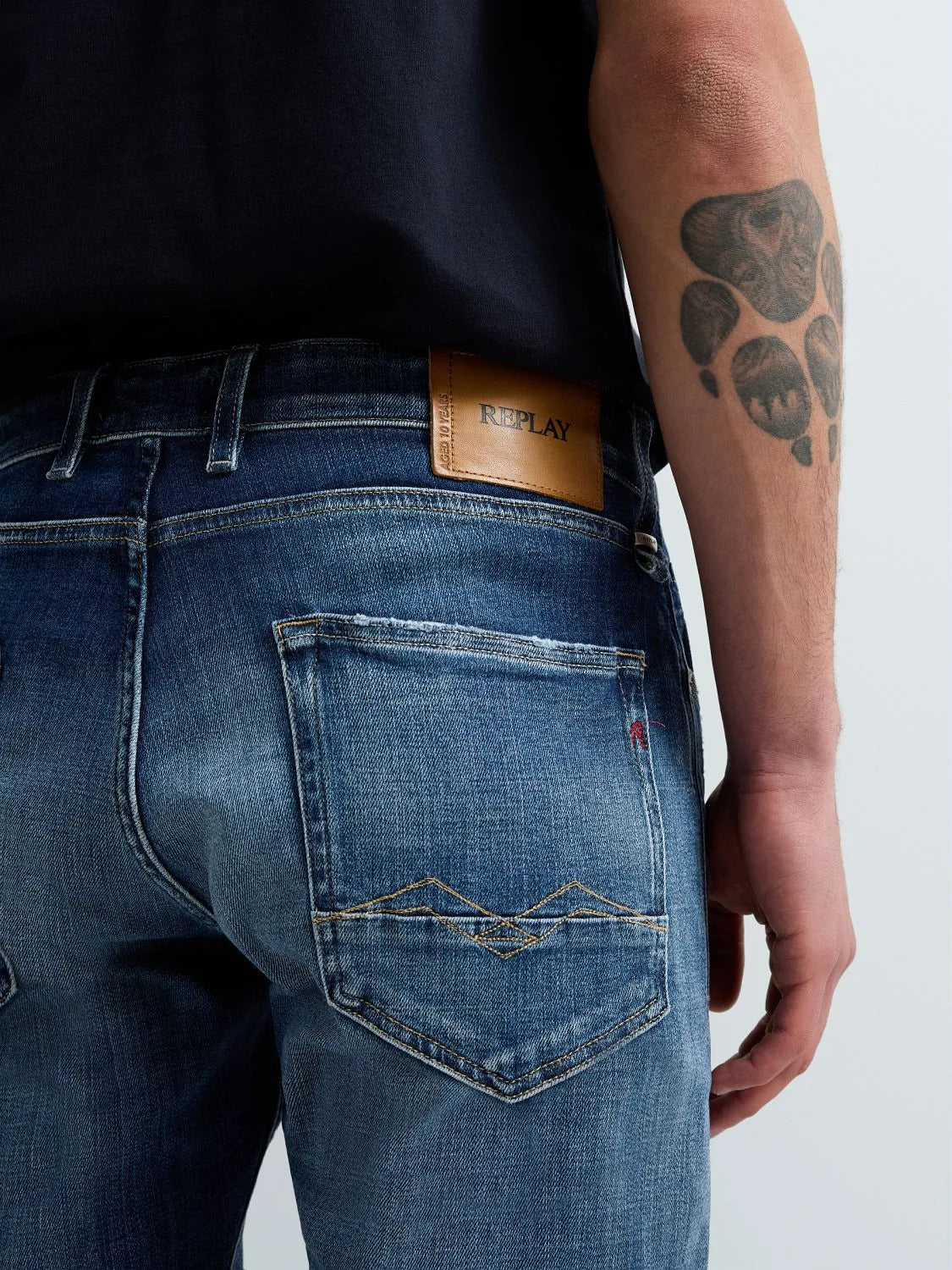ENNYS SKINNY-FIT JEANS | MEDIUM BLUE M1051Q 141 102-009