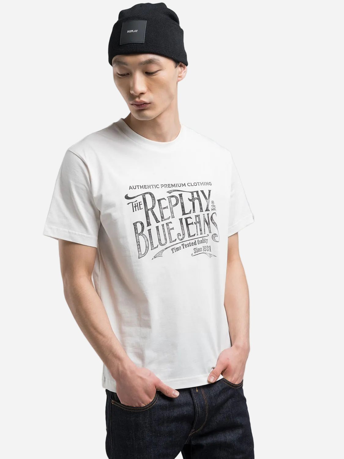 REGULAR-FIT T-SHIRT WITH PRINT | M3042 011