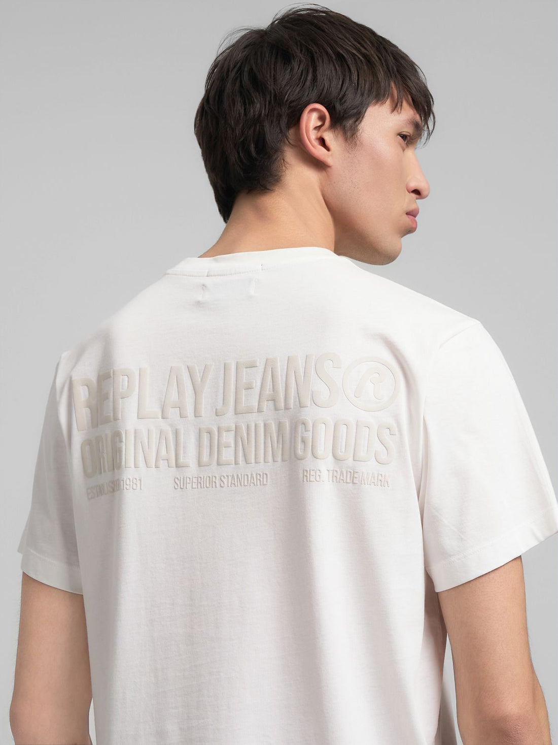 ORGANIC COTTON T-SHIRT WITH LETTERING | M3227 23732P 011