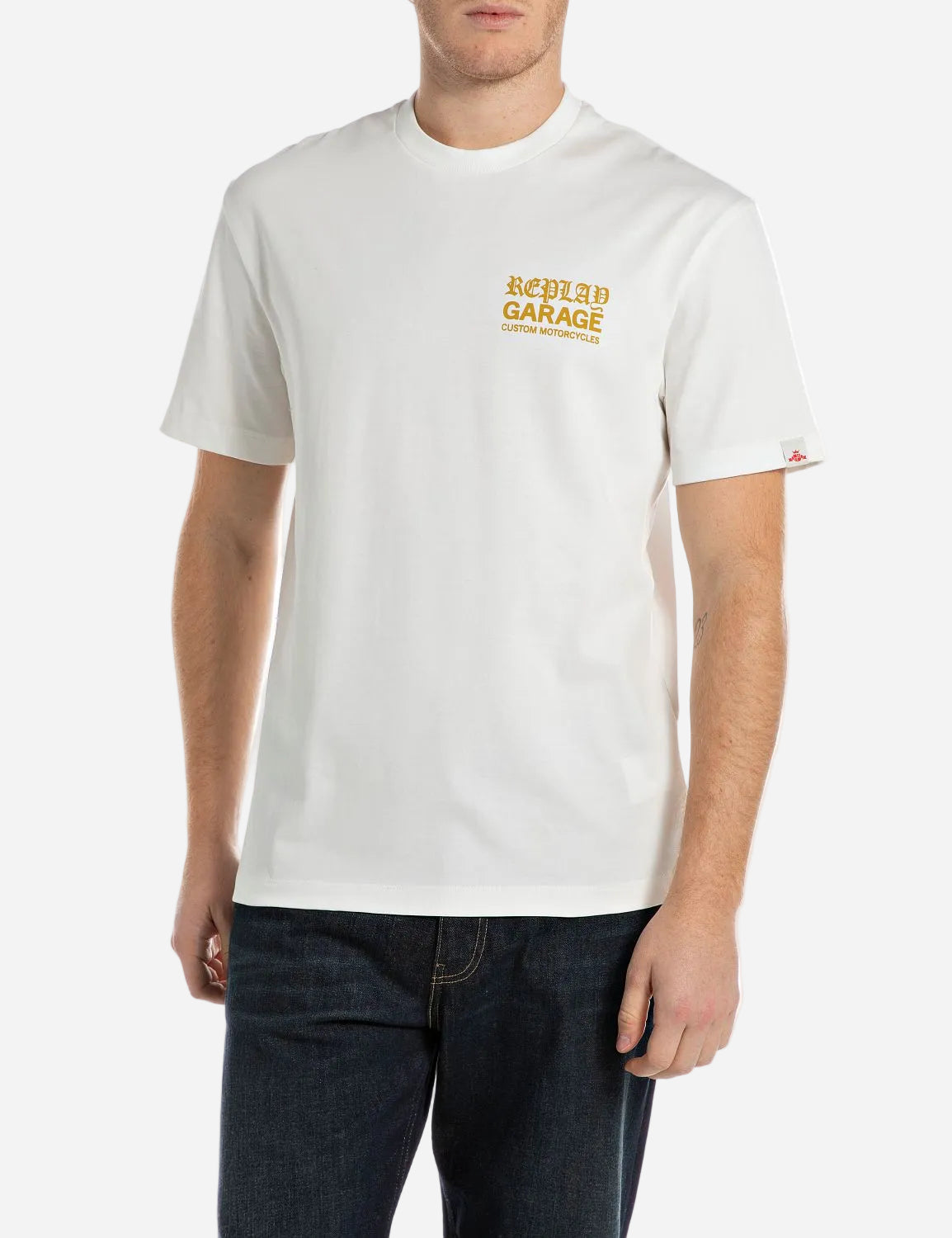 REGULAR-FIT CREW-NECK T-SHIRT | M3245 23938 011