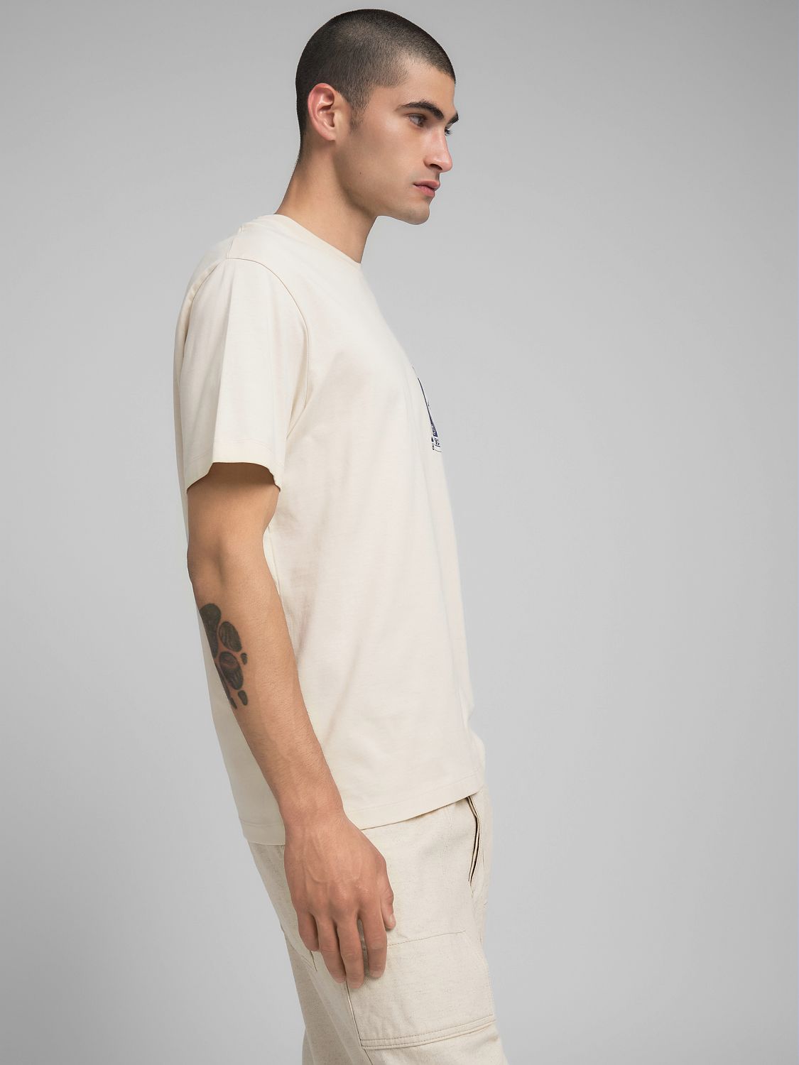 CREW-NECK T-SHIRT WITH VINTAGE PRINT | M3282 23608P 200