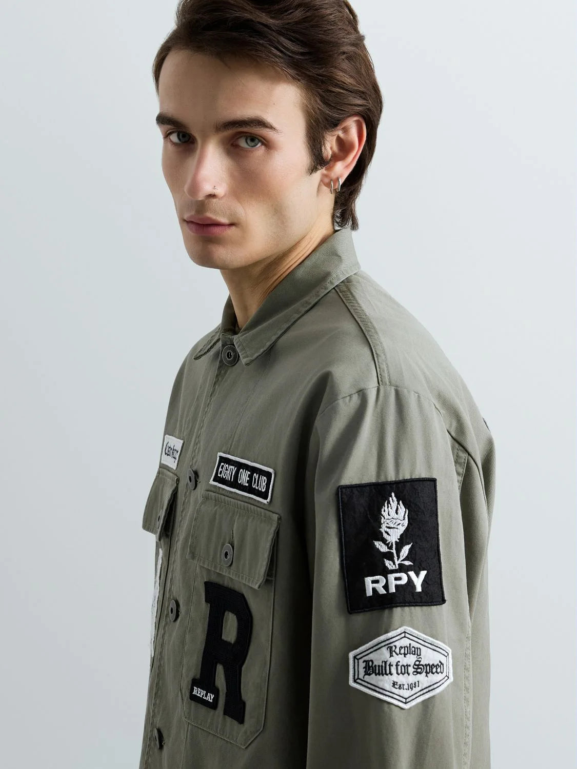 OVERSHIRT WITH PATCH AND LOGO | LIGHT MILITARY M8445C 85022N-103