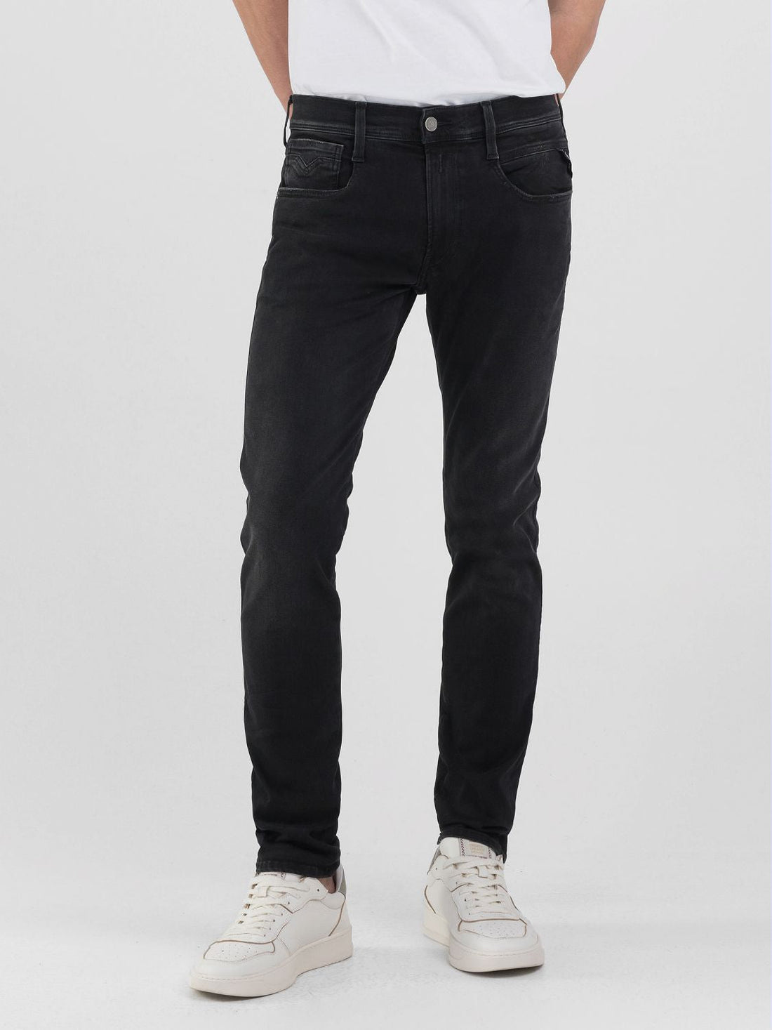ANBASS SLIM-FIT JEANS | M914 661 E01 (CORE)