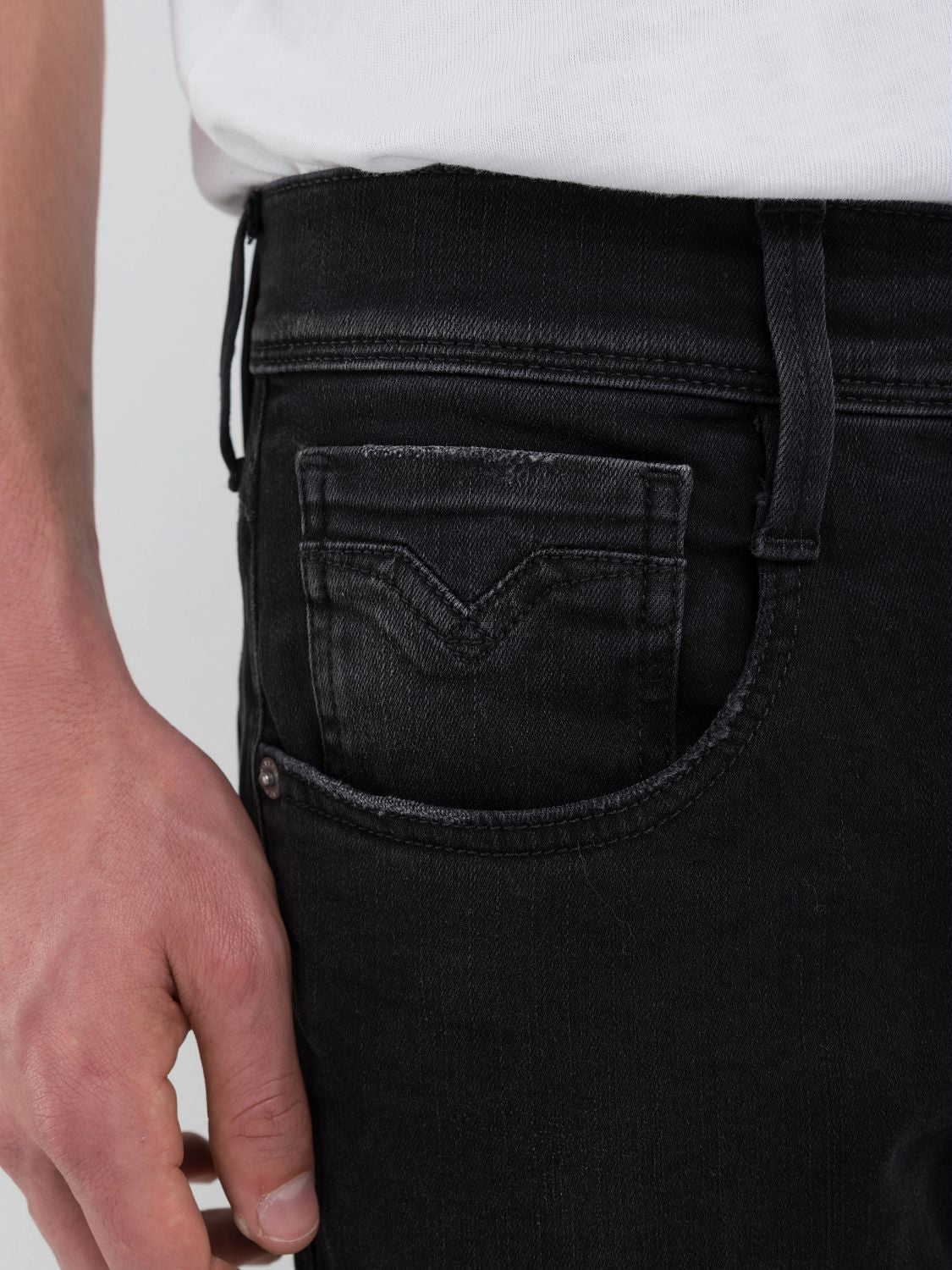 ANBASS SLIM-FIT JEANS | M914 661 E01 (CORE)