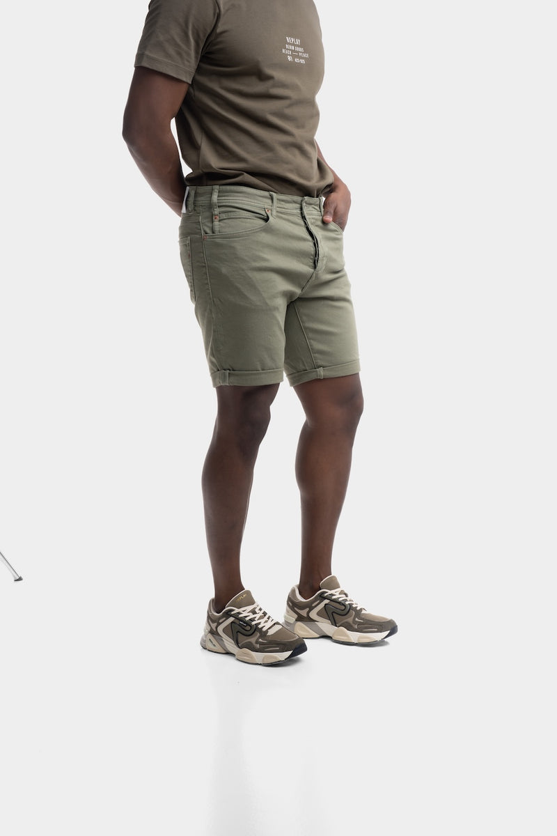 9.5 OZ STRETCH BULL DENIM TAPERED-FIT SHORTS | LIGHT MILITARY MA981Y 8488790-103