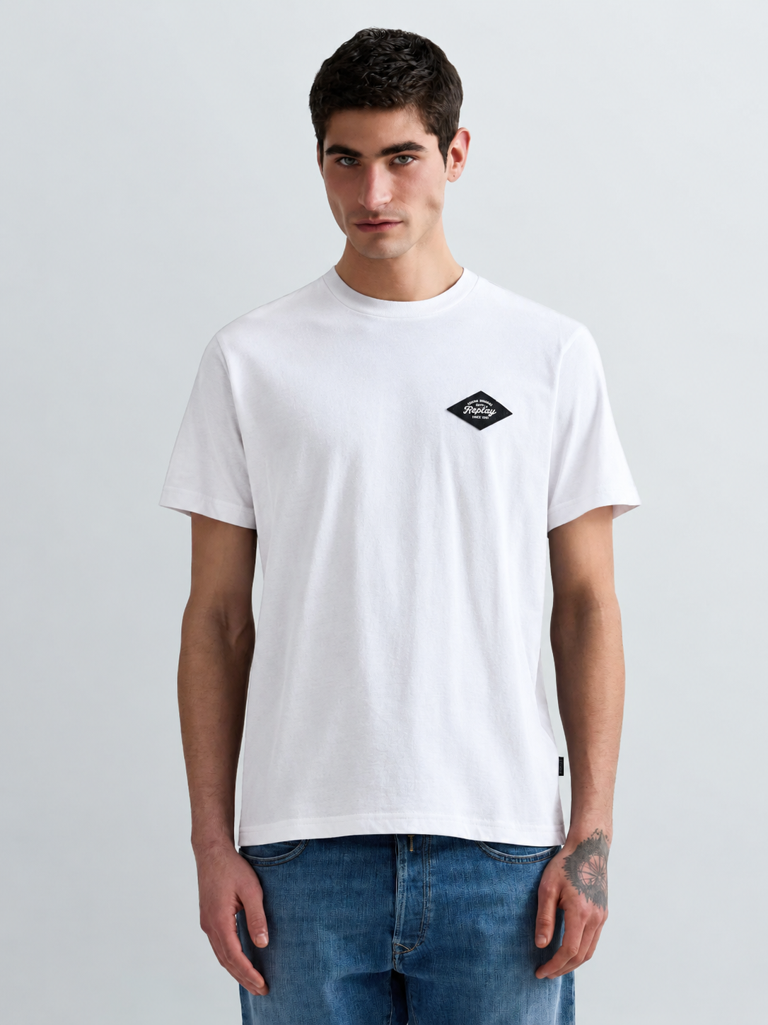 ORGANIC COTTON T-SHIRT WITH PATCH | NATURAL WHITE M3368 23732P-011
