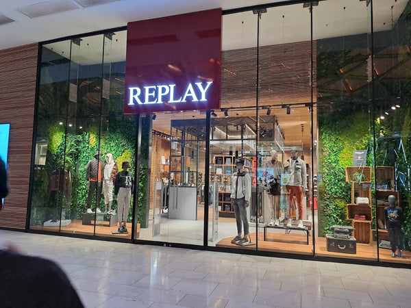 Replay MOA