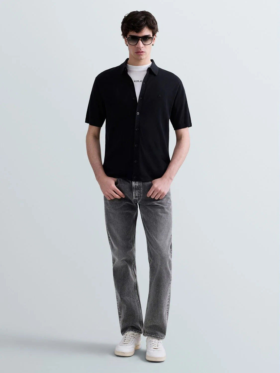SHORT-SLEEVED SHIRT-STYLE KNIT | BLACK UK5158 G23726-098