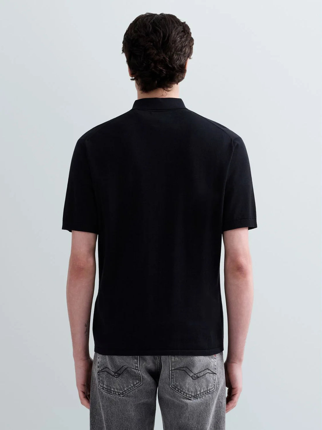SHORT-SLEEVED SHIRT-STYLE KNIT | BLACK UK5158 G23726-098