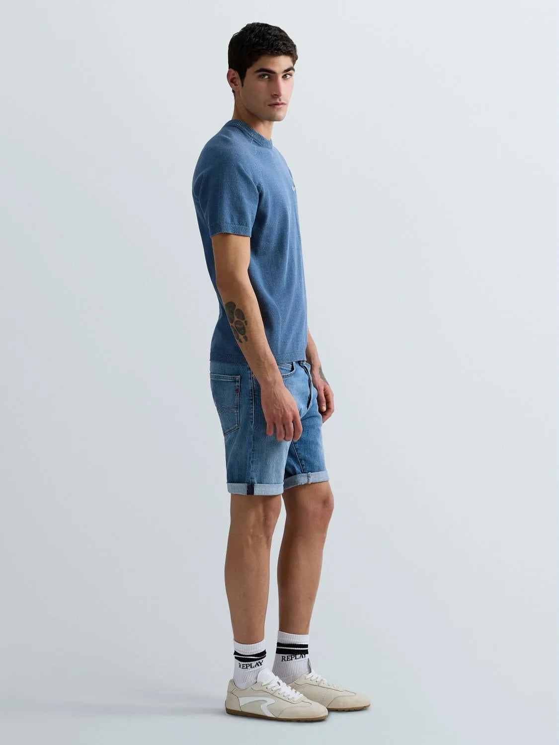 SHORT-SLEEVED KNIT T-SHIRT WITH EMBROIDERY | PETROL BLUE + WHITE UK5167 G24026-020