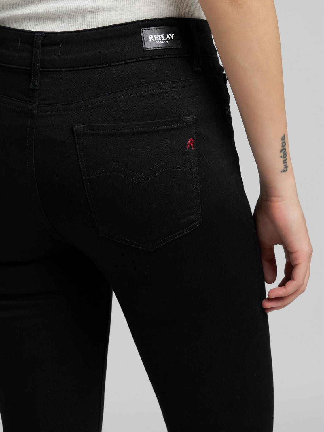 12 OZ COTTON JOELLA FLARED JEANS | WA534 877 801 098