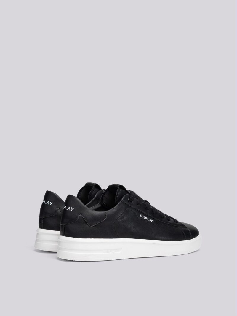 university m direct white black 062 2