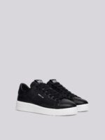 university m direct white black 062 3