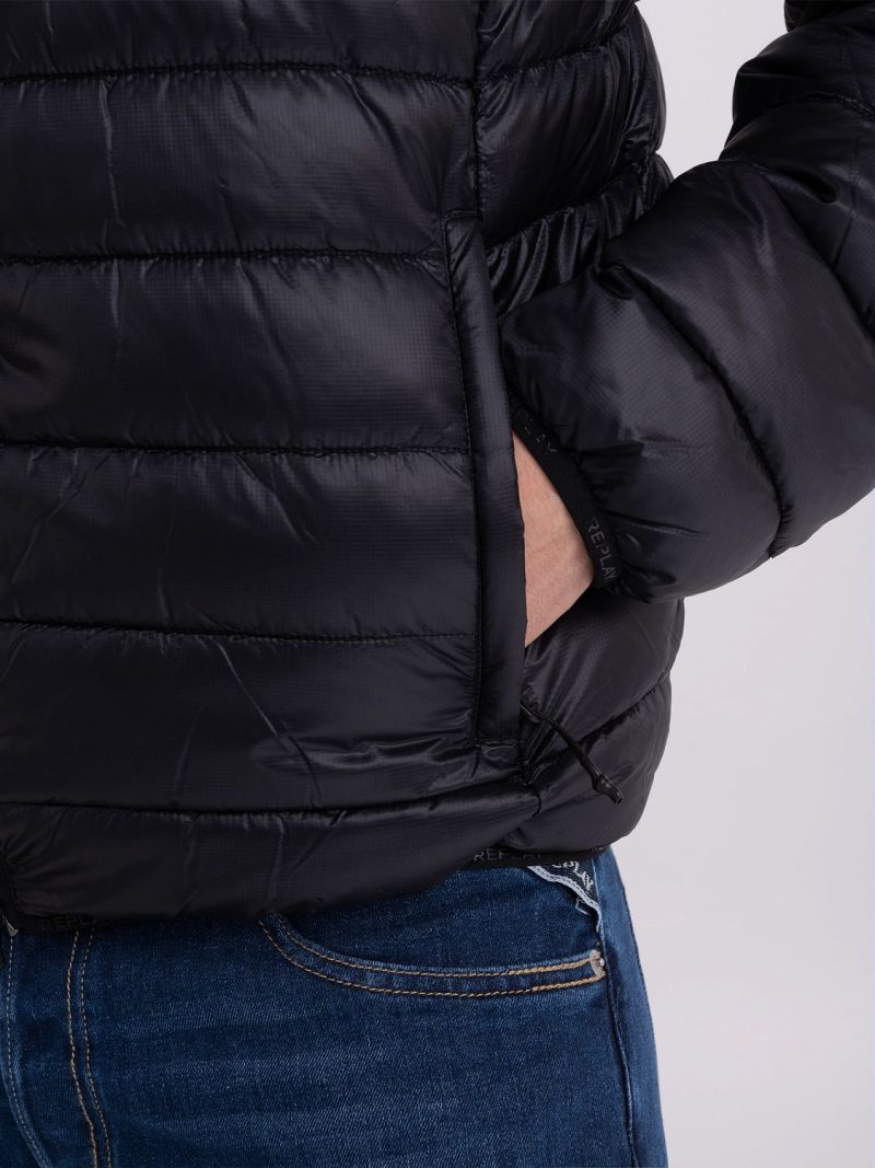 black with blue quilted jacket in rrecycled nylon