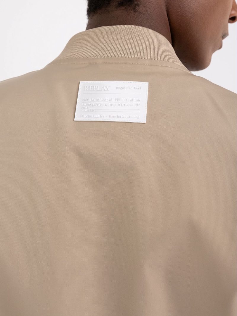 sahara short jacket in satin poly