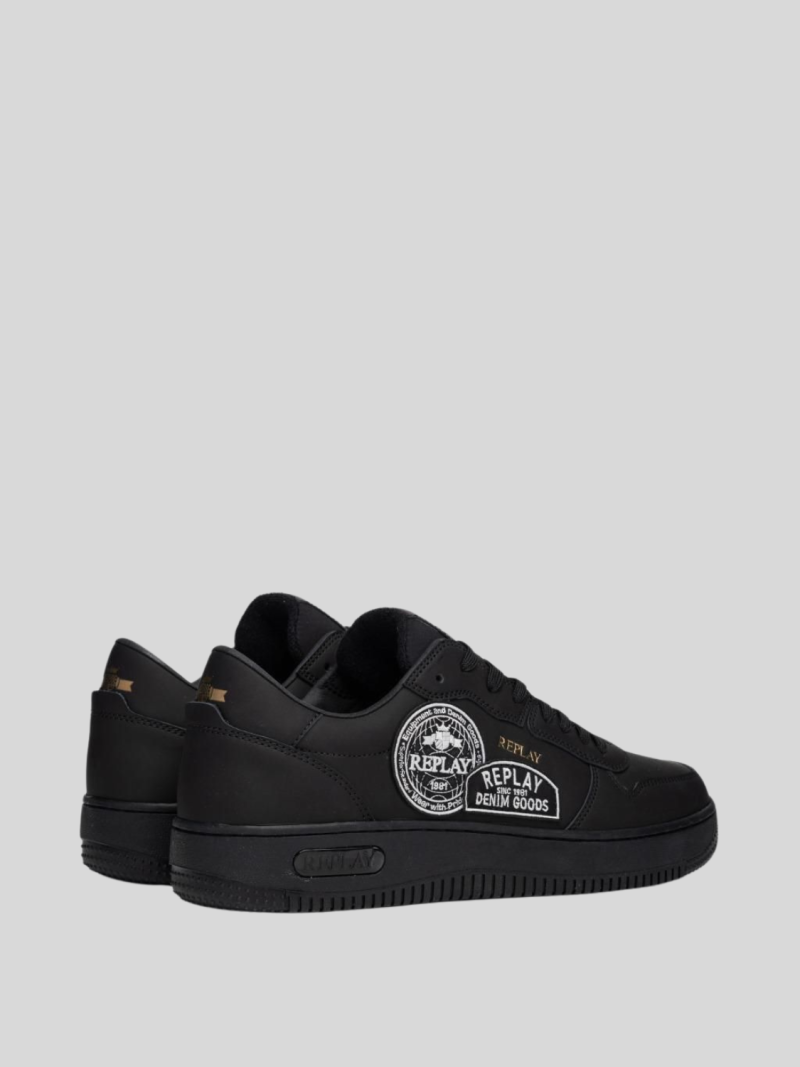 epic m badges lace up sneakers
