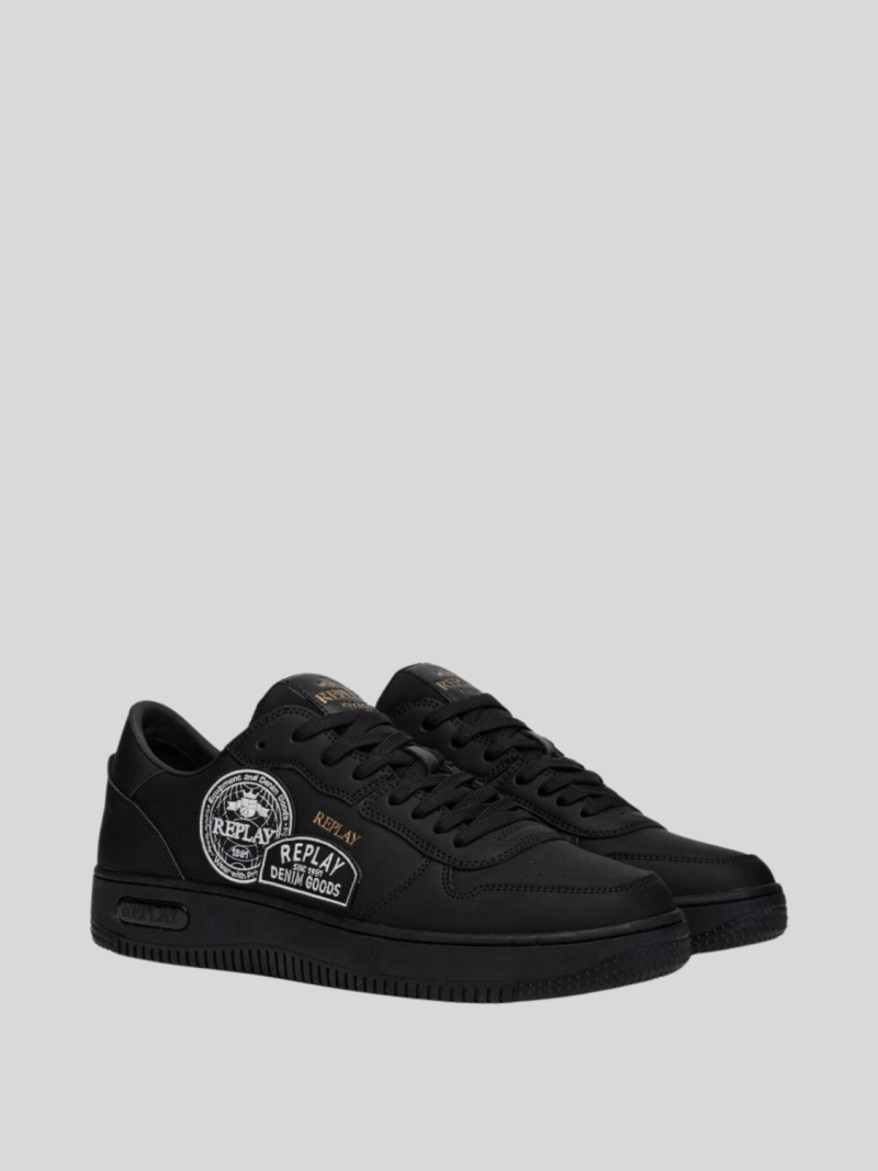 epic m badges lace up sneakers