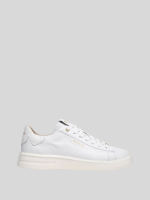 university m lux black sneaker