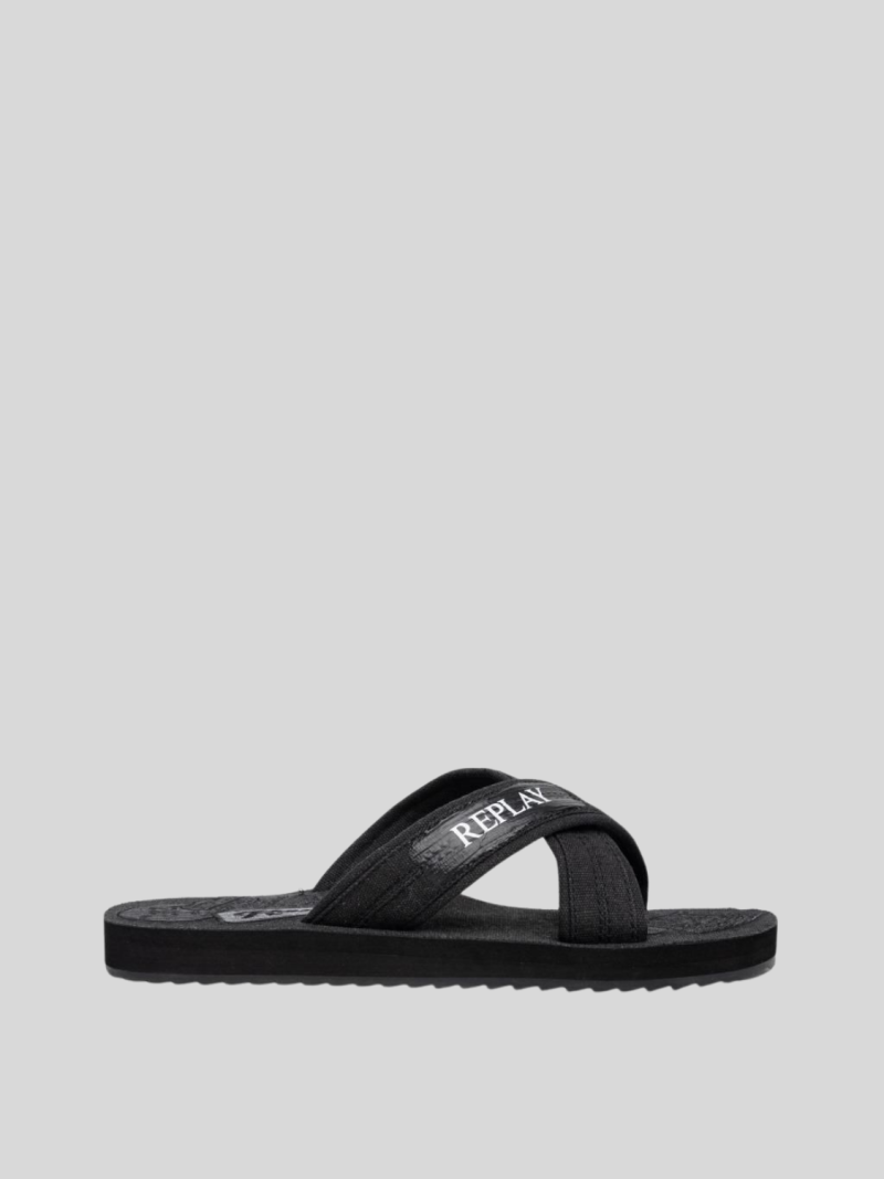 board cross 2 black sneaker