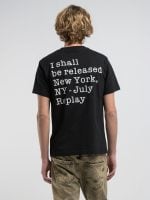 black cotton t shirth with lettering
