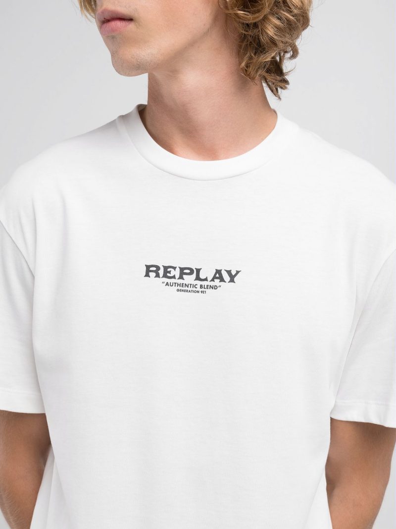 white crew neck t shirt with geometric print