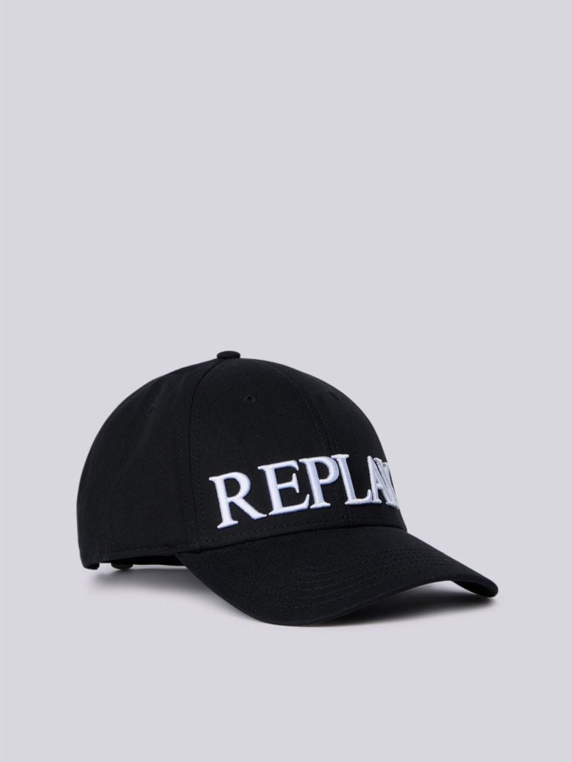 cap with bill with embroidered maxi logo