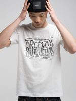 white regular fit t shirt with archival print