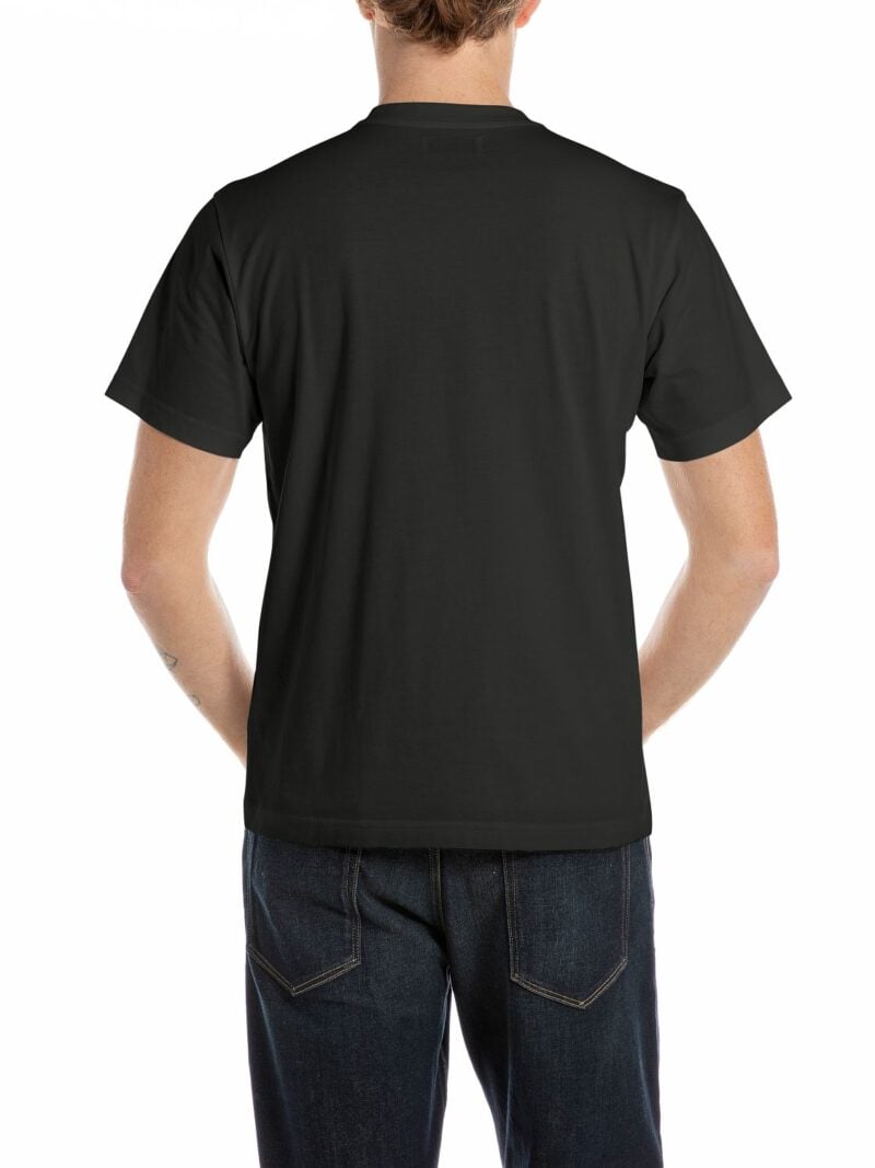 black crew neck t shirt with heritage print