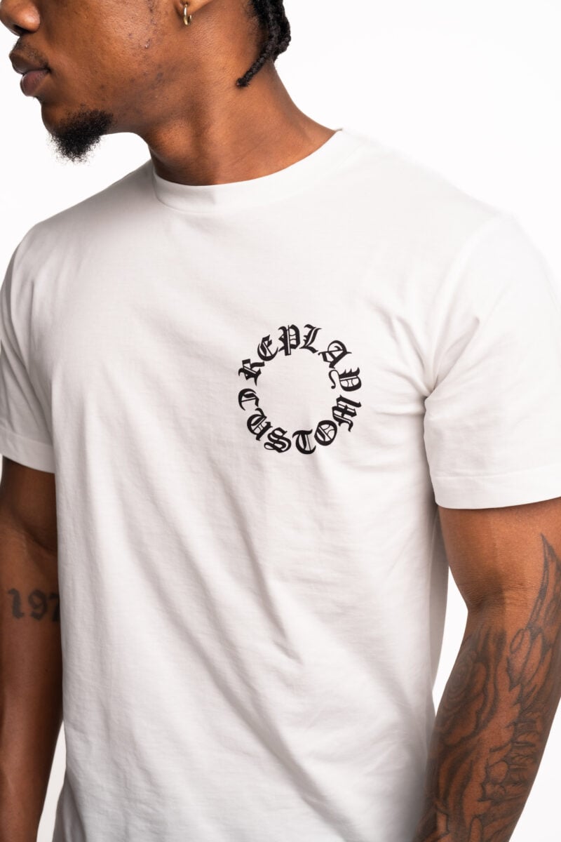 white pop badge t shirt