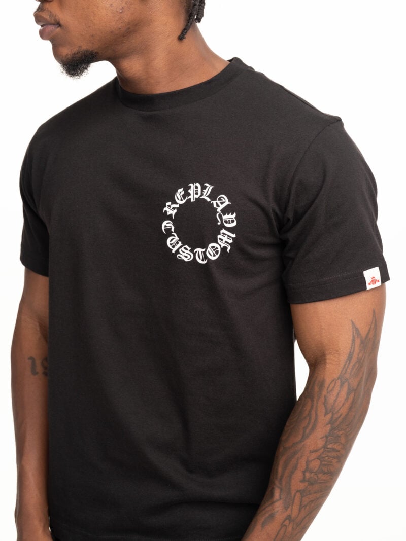 white pop badge t shirt