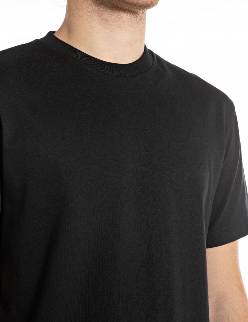black back print t shirt
