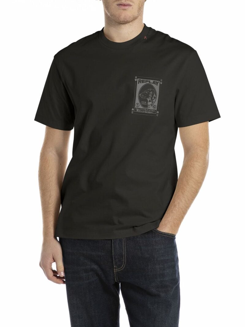 black crew neck t shirt with vintage print
