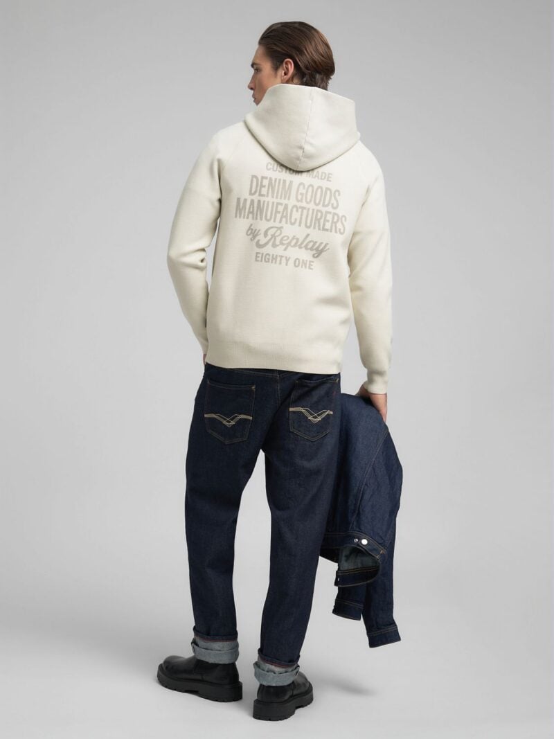 snow white hooded sweatshirt