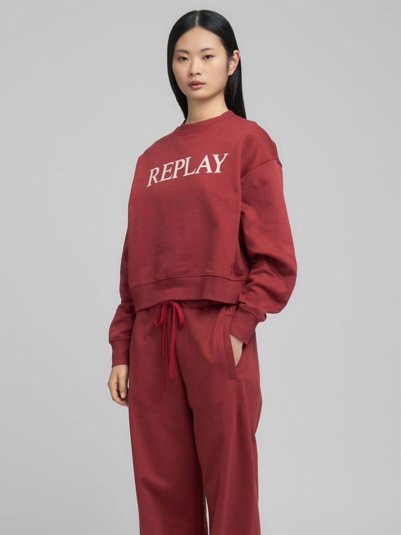 wine red relaxed fit crew neck
