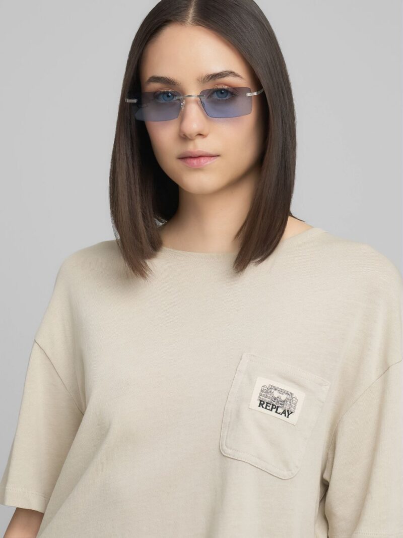 cropped t shirt with pocket