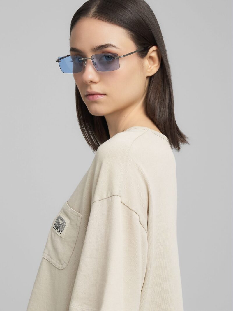 cropped t shirt with pocket