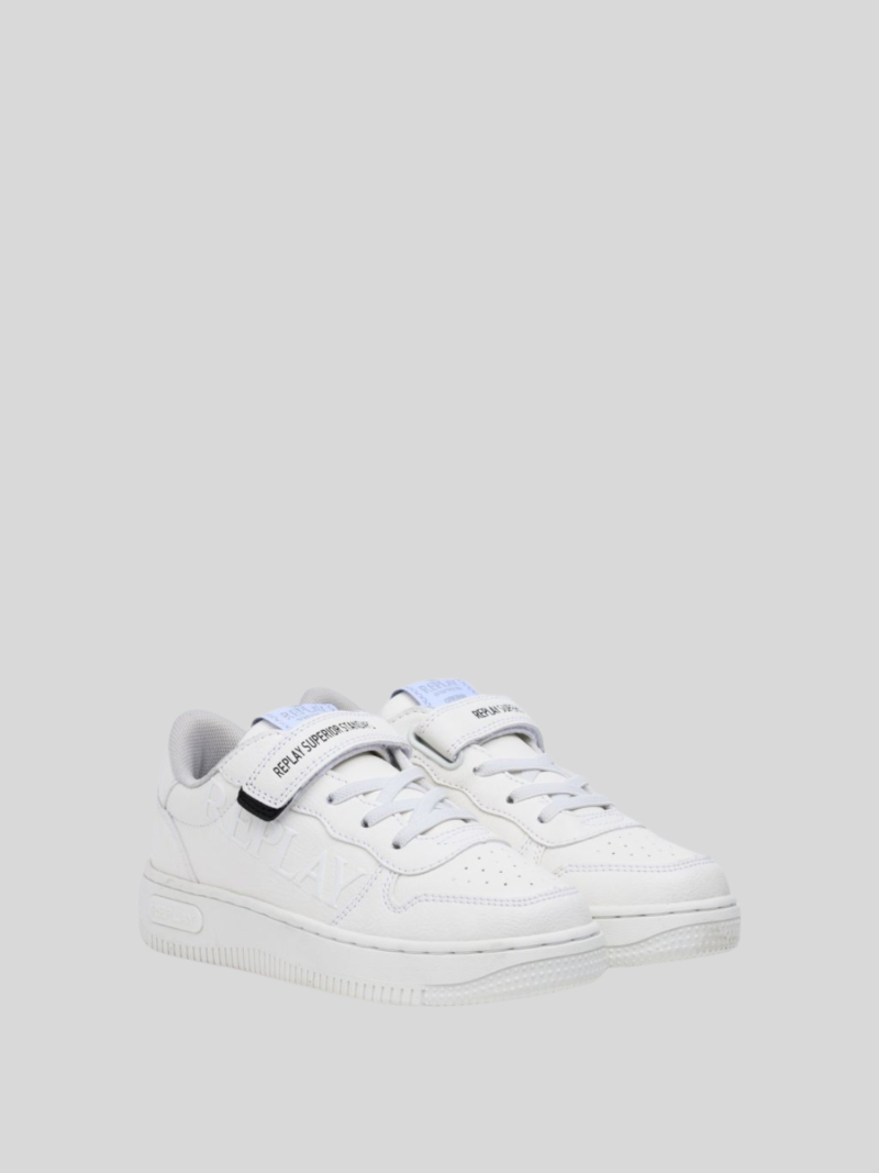 pyper junior black white